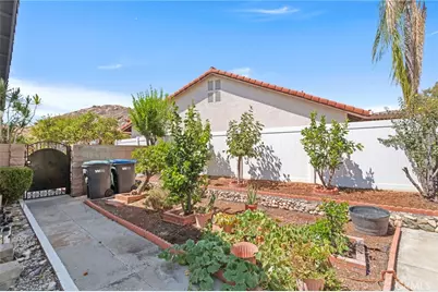 10250 Canyon Vista, Moreno Valley, CA 92557 - Photo 35