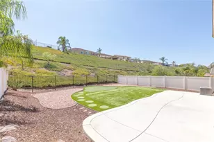 35135 Sorrel Ln, Lake Elsinore, CA 92532 - Photo 29