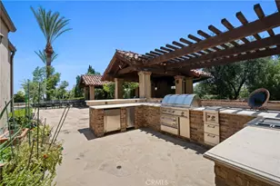 1377 Versante Cir, Corona, CA 92881 - Photo 49