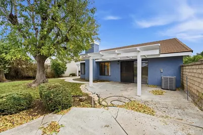 23815 Via Turina, Valencia, CA 91355 - Photo 21