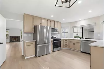 23815 Via Turina, Valencia, CA 91355 - Photo 3