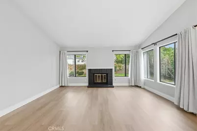 23815 Via Turina, Valencia, CA 91355 - Photo 7