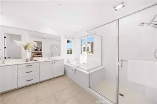 217 Piazza, Irvine, CA 92602 - Photo 35