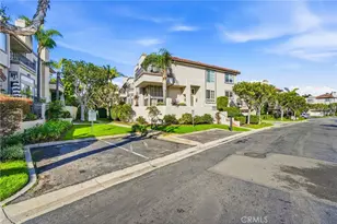 19281 Meadowood, Huntington Beach, CA 92648 - Photo 7