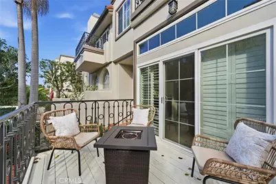 19281 Meadowood, Huntington Beach, CA 92648 - Photo 9