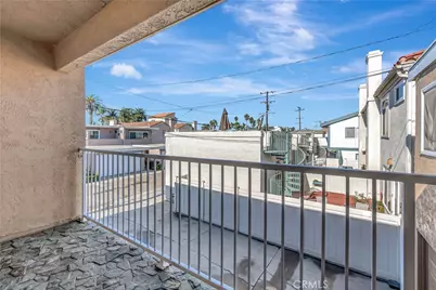 209 13th Street #D, Huntington Beach, CA 92648 - Photo 19