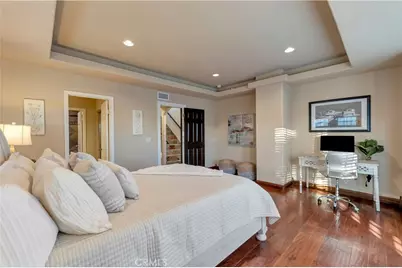 221 Hartford Avenue, Huntington Beach, CA 92648 - Photo 41