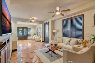 221 Hartford Avenue, Huntington Beach, CA 92648 - Photo 15