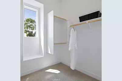 24500 Via El Balneario, Valencia, CA 91354 - Photo 15