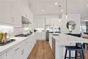 24500 Via el Balneario, Valencia, CA 91354 - Photo 3