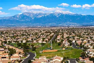 13540 E Creek Ct, Eastvale, CA 92880 - Photo 57