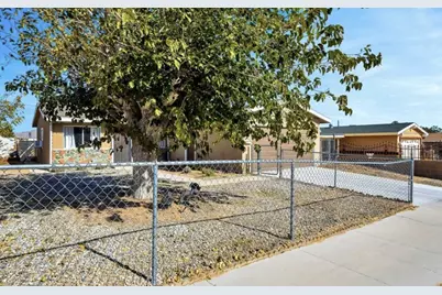 1725 De Anza, Barstow, CA 92311 - Photo 3