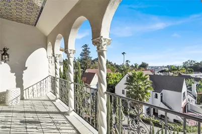 2111 Rockledge, Los Angeles, CA 90068 - Photo 41