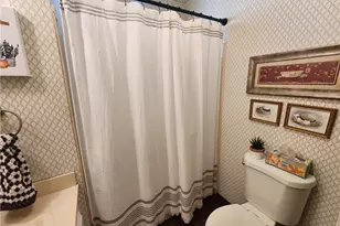 19251 Brookhurst, Huntington Beach, CA 92646 - Photo 15