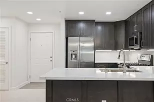 2202 Watermarke, Irvine, CA 92612 - Photo 7