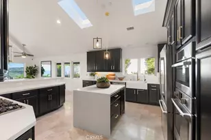 703 Avenida Presidio, San Clemente, CA 92672 - Photo 9