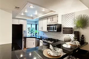 7911 Woodlake Dr, Huntington Beach, CA 92647 - Photo 5