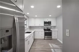 57 Claret, Irvine, CA 92614 - Photo 17