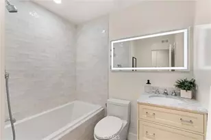 8592 Larkport Dr, Huntington Beach, CA 92646 - Photo 21