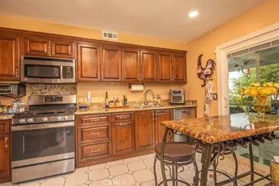 24101 Zancon, Mission Viejo, CA 92692 - Photo 11
