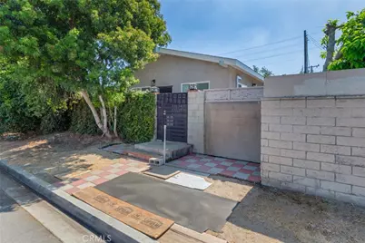 1765 S Biscayne, Anaheim, CA 92804 - Photo 9