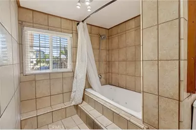 606 N Park, Pomona, CA 91768 - Photo 13