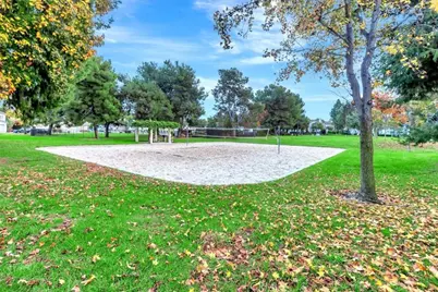 19 Briarglen, Irvine, CA 92614 - Photo 11