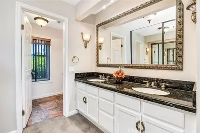 3 Palos #51, Irvine, CA 92612 - Photo 33