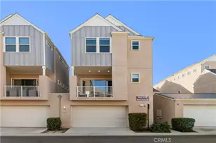 779 Benchmark, Irvine, CA 92618 - Photo 3