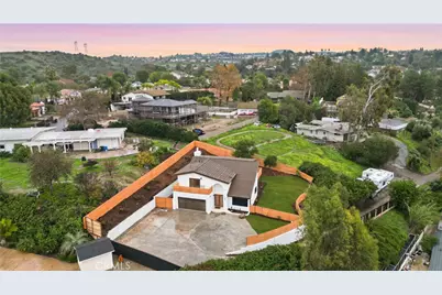 100 S Saddleback, Anaheim, CA 92808 - Photo 39