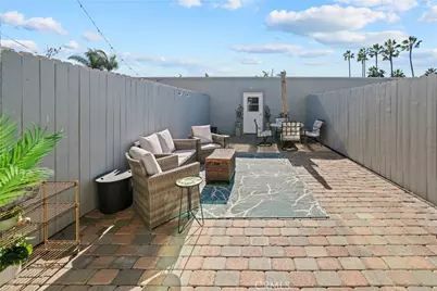 3954 Aladdin Drive, Huntington Beach, CA 92649 - Photo 23