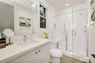 10 Ocean Pl, Seal Beach, CA 90740 - Photo 17