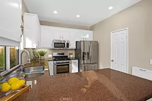 15 Tanglewood, Rancho Santa Margarita, CA 92688 - Photo 11