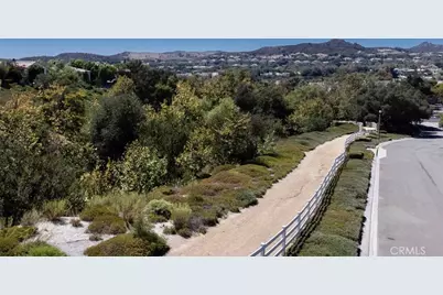 19 Rosana Way, Coto de Caza, CA 92679 - Photo 5