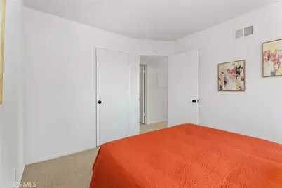 17942 Caledonia Circle, Huntington Beach, CA 92647 - Photo 23