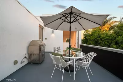 34 S Venice Boulevard #2, Venice, CA 90291 - Photo 51