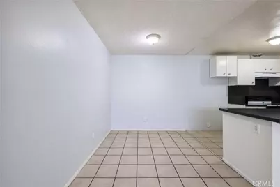 2521 W Sunflower #R1, Santa Ana, CA 92704 - Photo 11
