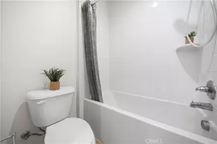 115 Hollow Tree, Irvine, CA 92618 - Photo 35