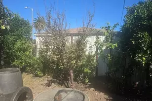 10510 Towne, Los Angeles, CA 90003 - Photo 5