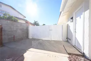 2350 N Beechwood, Rialto, CA 92377 - Photo 37