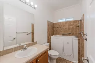 525 N Gilbert, Anaheim, CA 92801 - Photo 25