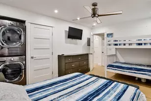 218 16th St, Huntington Beach, CA 92648 - Photo 13
