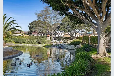 4831 Lago #302, Huntington Beach, CA 92649 - Photo 3