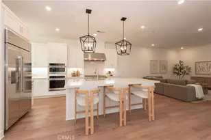 317 Sora, Irvine, CA 92618 - Photo 5