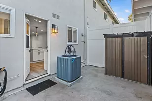 9848 Argyle Dr, Huntington Beach, CA 92646 - Photo 13