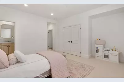 117 Andirons, Irvine, CA 92602 - Photo 31