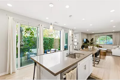 330 Magnet, Irvine, CA 92618 - Photo 13