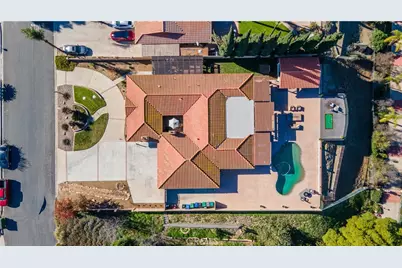 16524 Rancho Escondido Drive, Riverside, CA 92506 - Photo 55