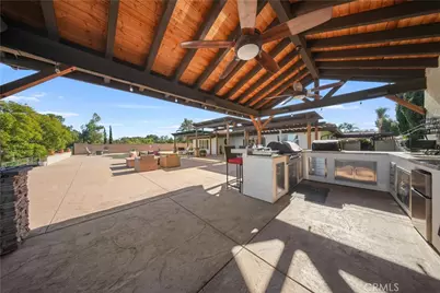 16524 Rancho Escondido Drive, Riverside, CA 92506 - Photo 39