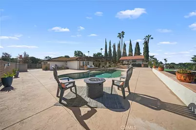 16524 Rancho Escondido Drive, Riverside, CA 92506 - Photo 51